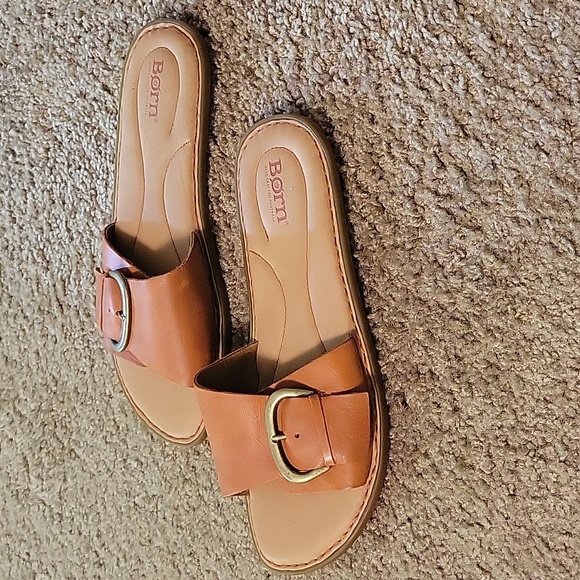 Born Sandels - Picture 2 of 4